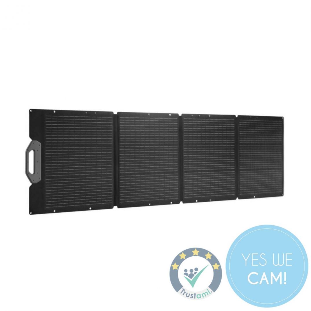 DJI IBCPOWER 200W faltbares Solarpanel vollständig ausgeklappt mit vier Solarmodulen in Frontansicht