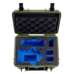 Kompaktes B&W Typ 200 Case bronze-grün mit DJI Mini 4 Pro Drohne und bis zu vier Akkus
