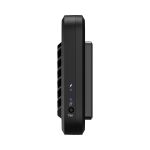 Rückseite des Teradek Bolt Mobile RX 1500 in Schrägansicht mit Kühlrippen, Montagepunkten und seitlichem USB C Anschluss.
